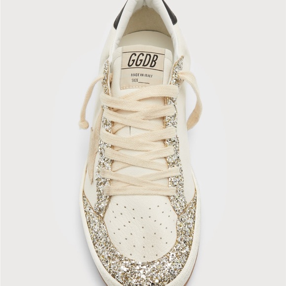 Pre-owned. Worn only a few times. Purchased February 2023 - Picture 4 of 9